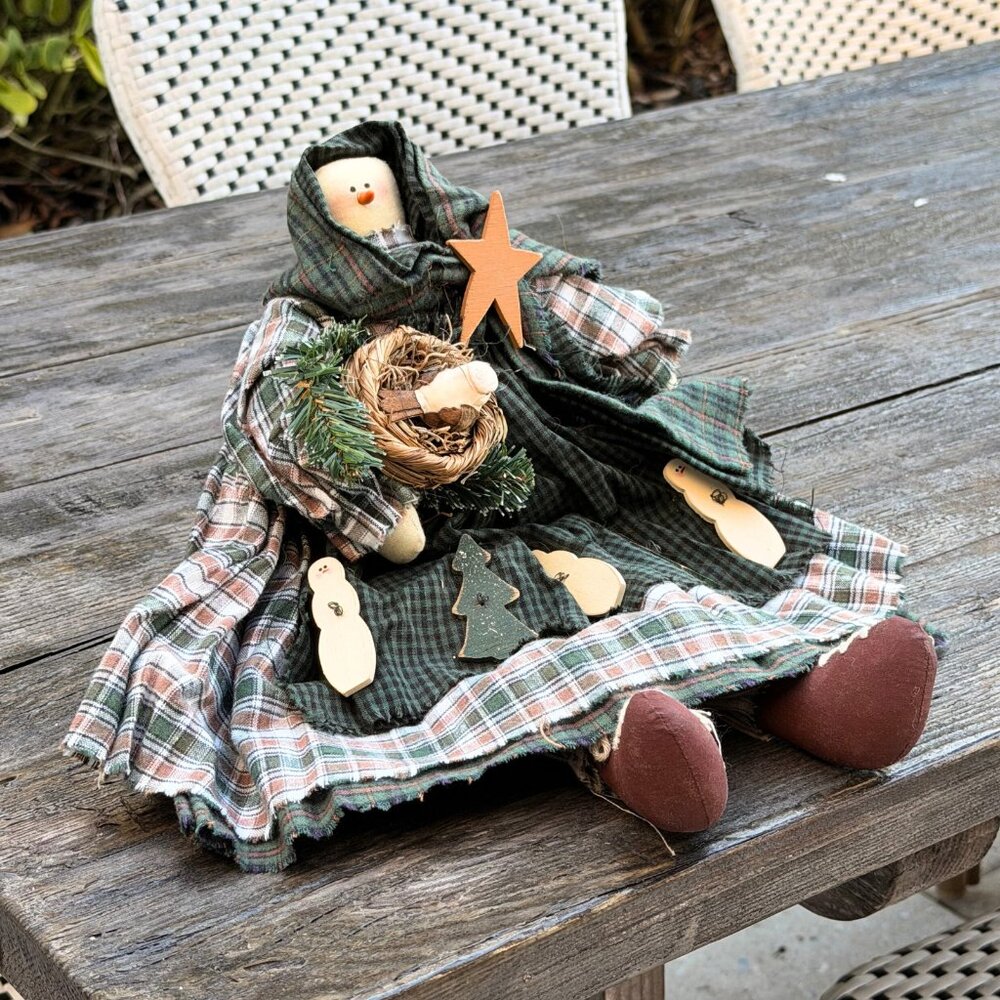 Vintage Handmade Primitive Winter Wendy Sew Pattern Christmas Snow Girl Snowman